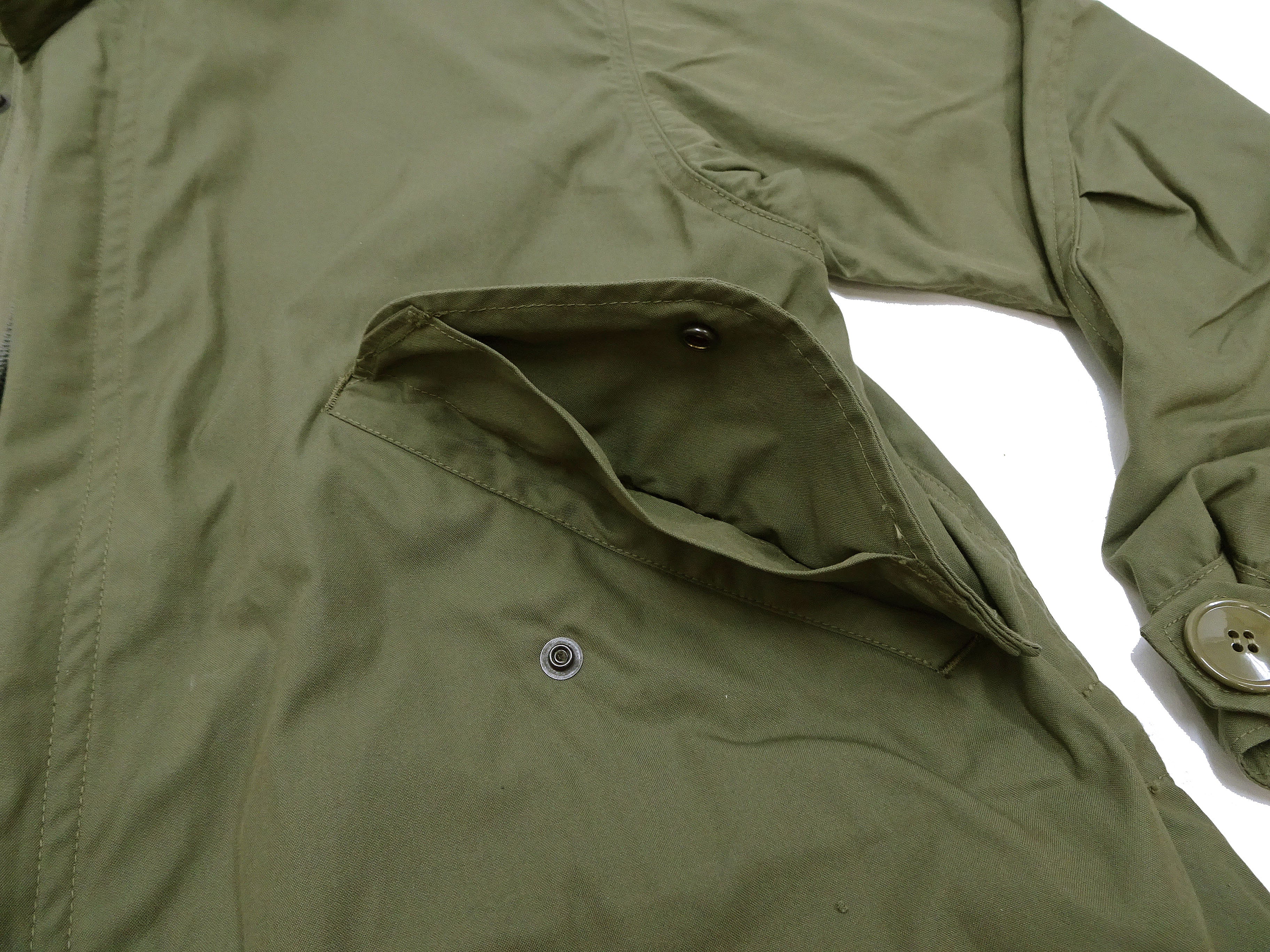 Buzz Rickson M-65 Coat (No Hood, No Liner) Men's Casual Reproduction of US Army M65 Lightweight Fishtail Overcoat BR14719 Olive - Image 11