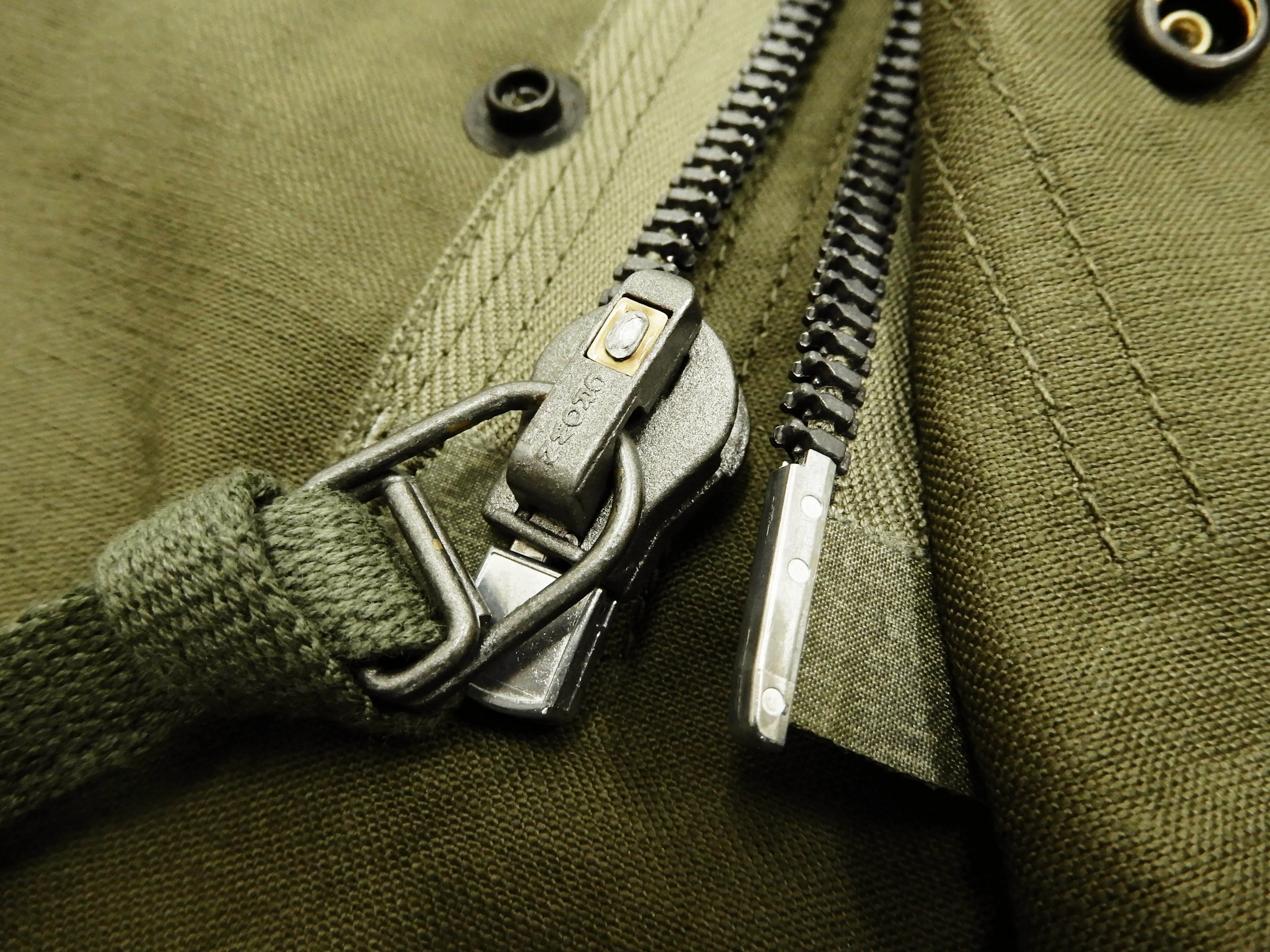 Buzz Rickson Parka Men's U.S. Army M-51 Fishtail Parka Military Coat Jacket BR12266 Olive Drab - Image 16