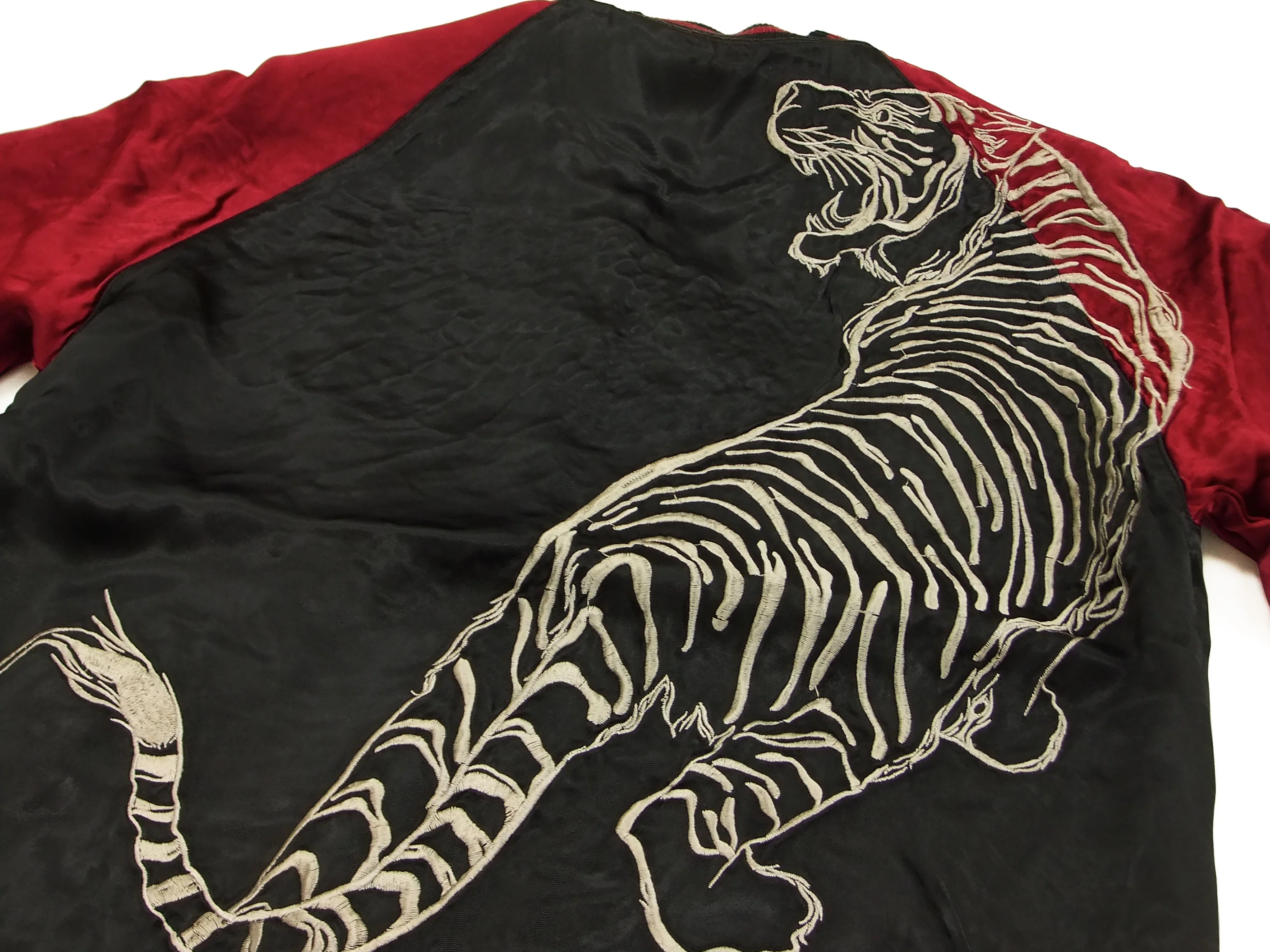 Hanatabi Gakudan Men's Japanese Souvenir Jacket Hawk and Tiger Sukajan Script SKJ-146 - Image 14