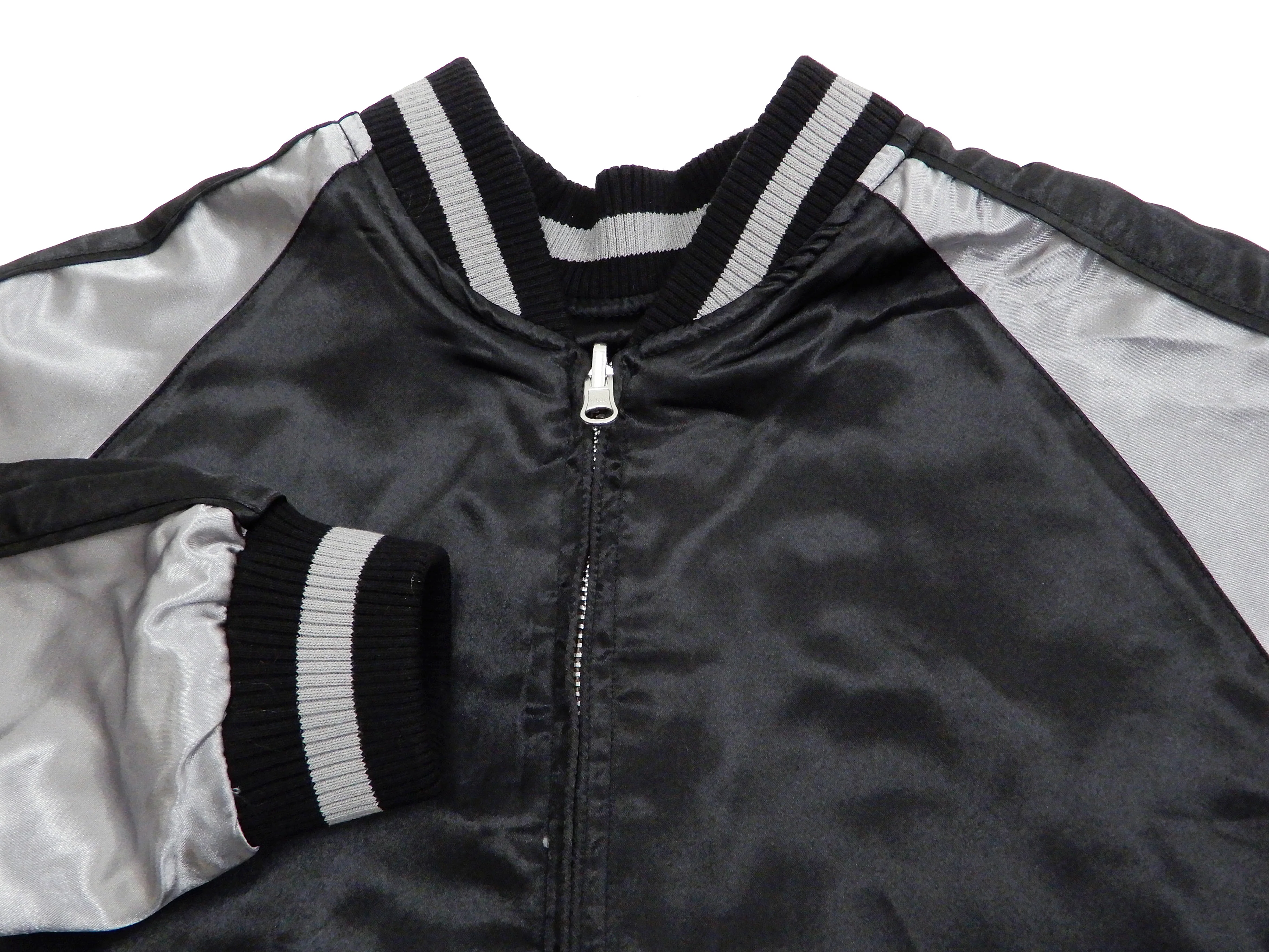 Japanesque Men's Japanese Souvenir Jacket Goldfish Embroidery Sukajan 3RSJ-701 Black/Gray - Image 14