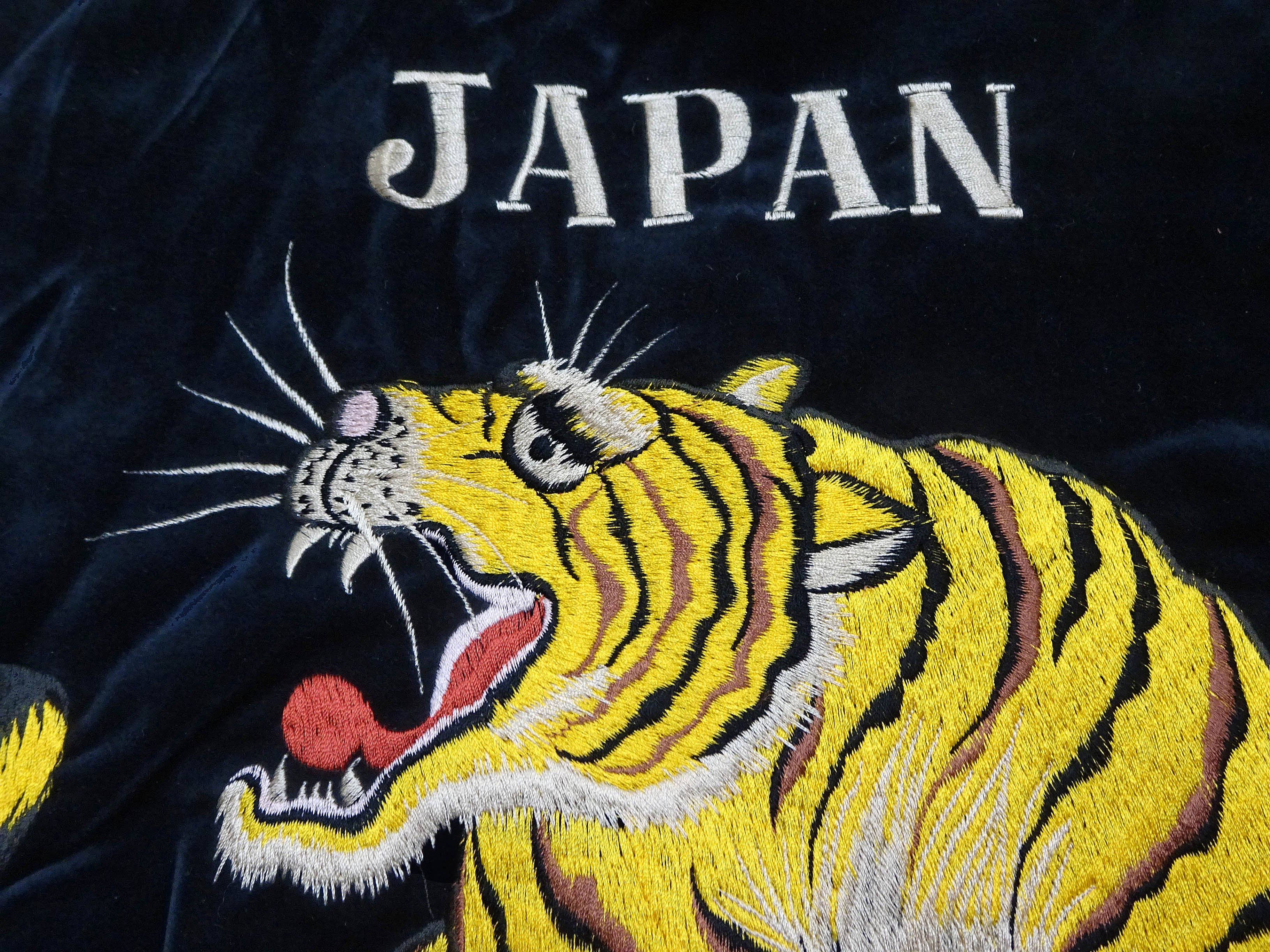Tailor Toyo Japanese Souvenir Jacket - Men's Mid-1950s Reproduction Sukajan - Reversible, Velvet and Quilted Satin - TT15792-128 Roaring Tiger x Japan Map Dark Navy x Black - Image 10