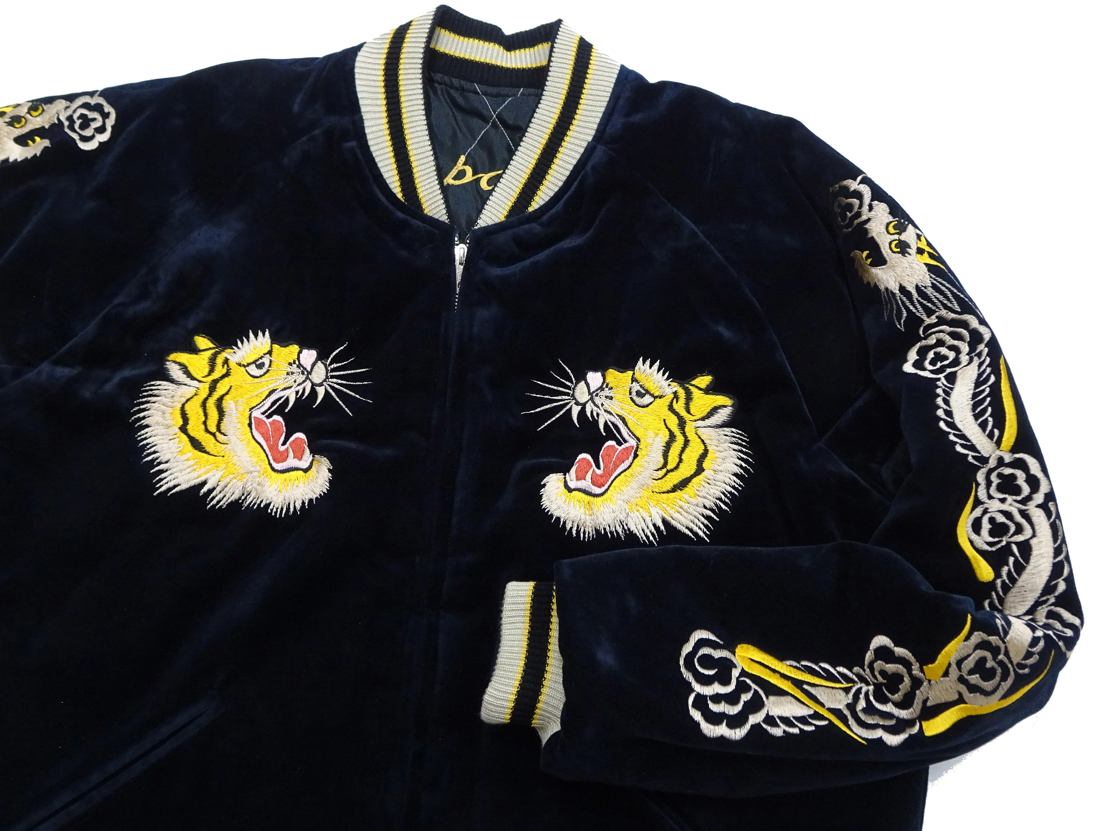 Tailor Toyo Japanese Souvenir Jacket - Men's Mid-1950s Reproduction Sukajan - Reversible, Velvet and Quilted Satin - TT15792-128 Roaring Tiger x Japan Map Dark Navy x Black - Image 13