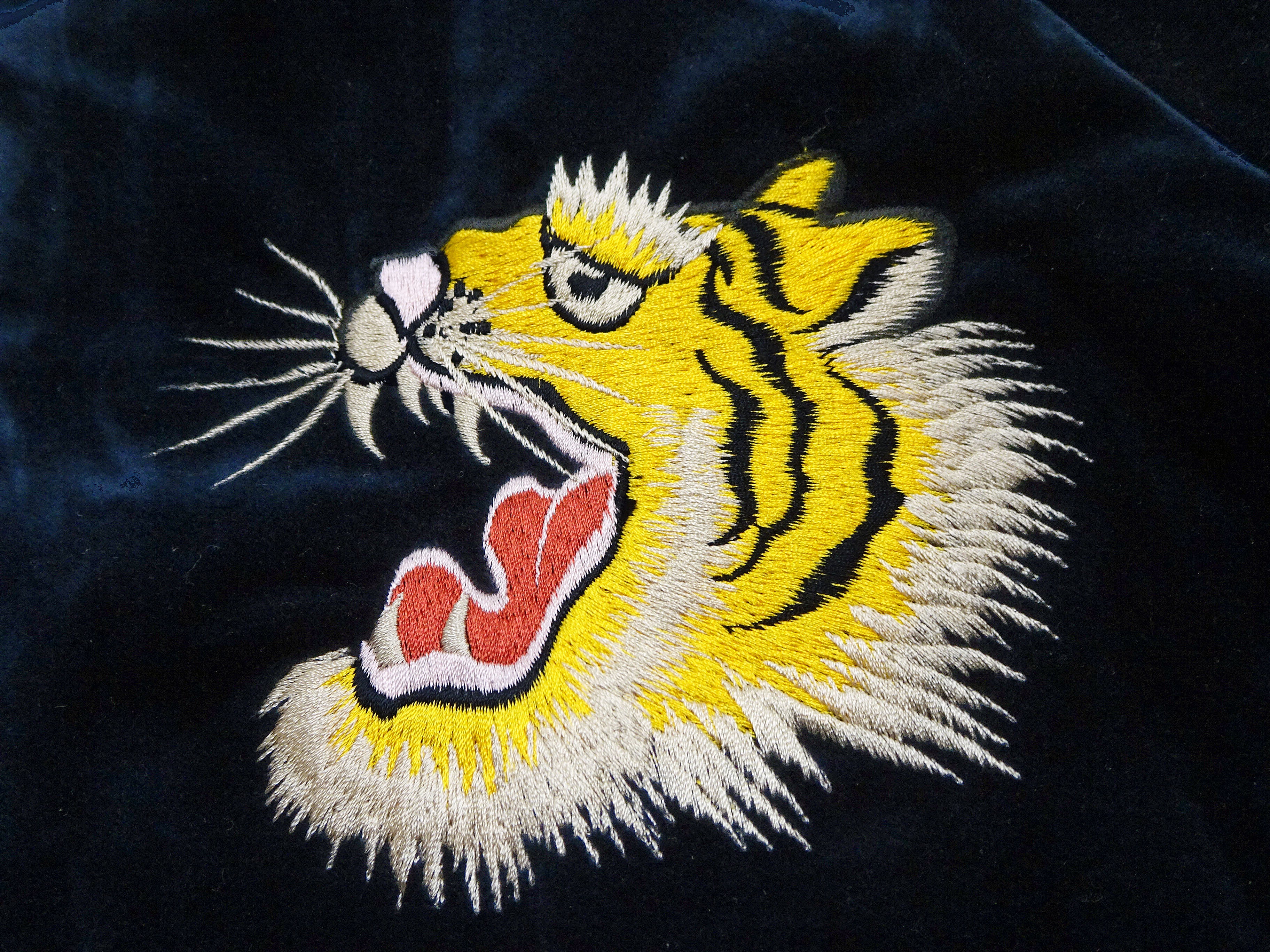Tailor Toyo Japanese Souvenir Jacket - Men's Mid-1950s Reproduction Sukajan - Reversible, Velvet and Quilted Satin - TT15792-128 Roaring Tiger x Japan Map Dark Navy x Black - Image 15