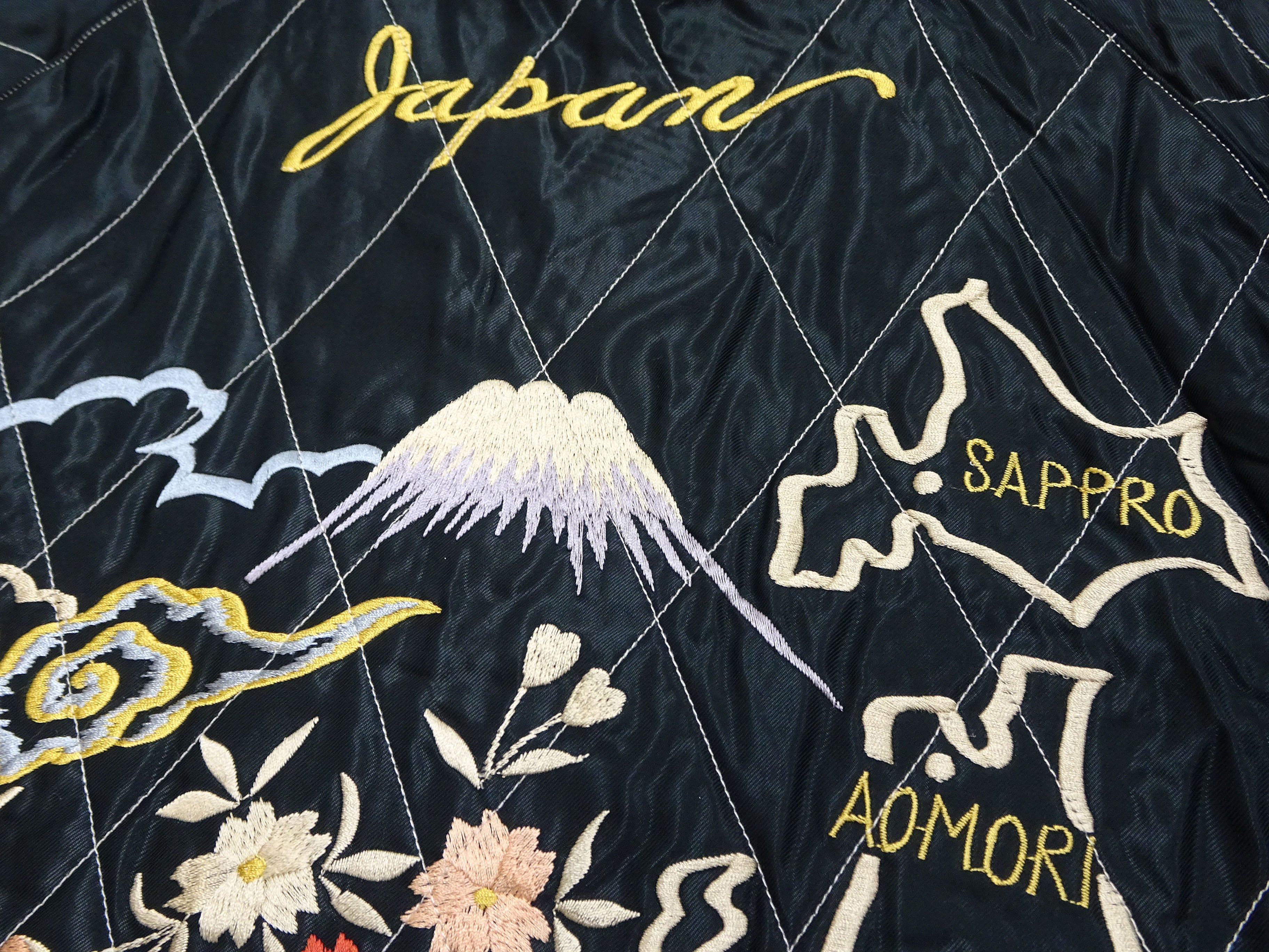 Tailor Toyo Japanese Souvenir Jacket - Men's Mid-1950s Reproduction Sukajan - Reversible, Velvet and Quilted Satin - TT15792-128 Roaring Tiger x Japan Map Dark Navy x Black - Image 24
