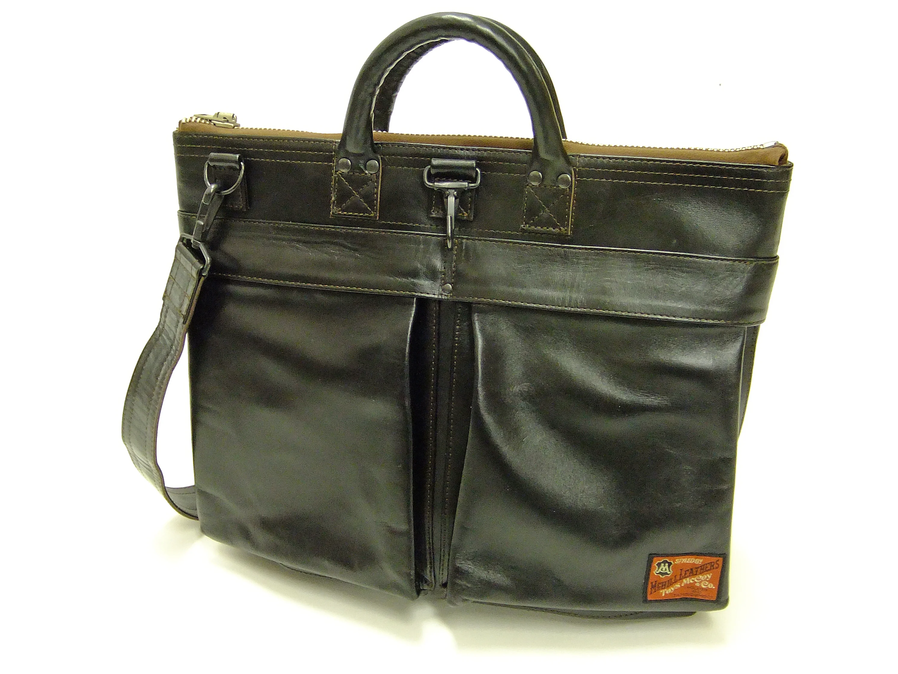 TOYS McCOY Men's Leather Shoulder Bag - U.S. Air Force Helmet Bag Style - TMA2418, 030 Black Horsehide x Nickel Zipper