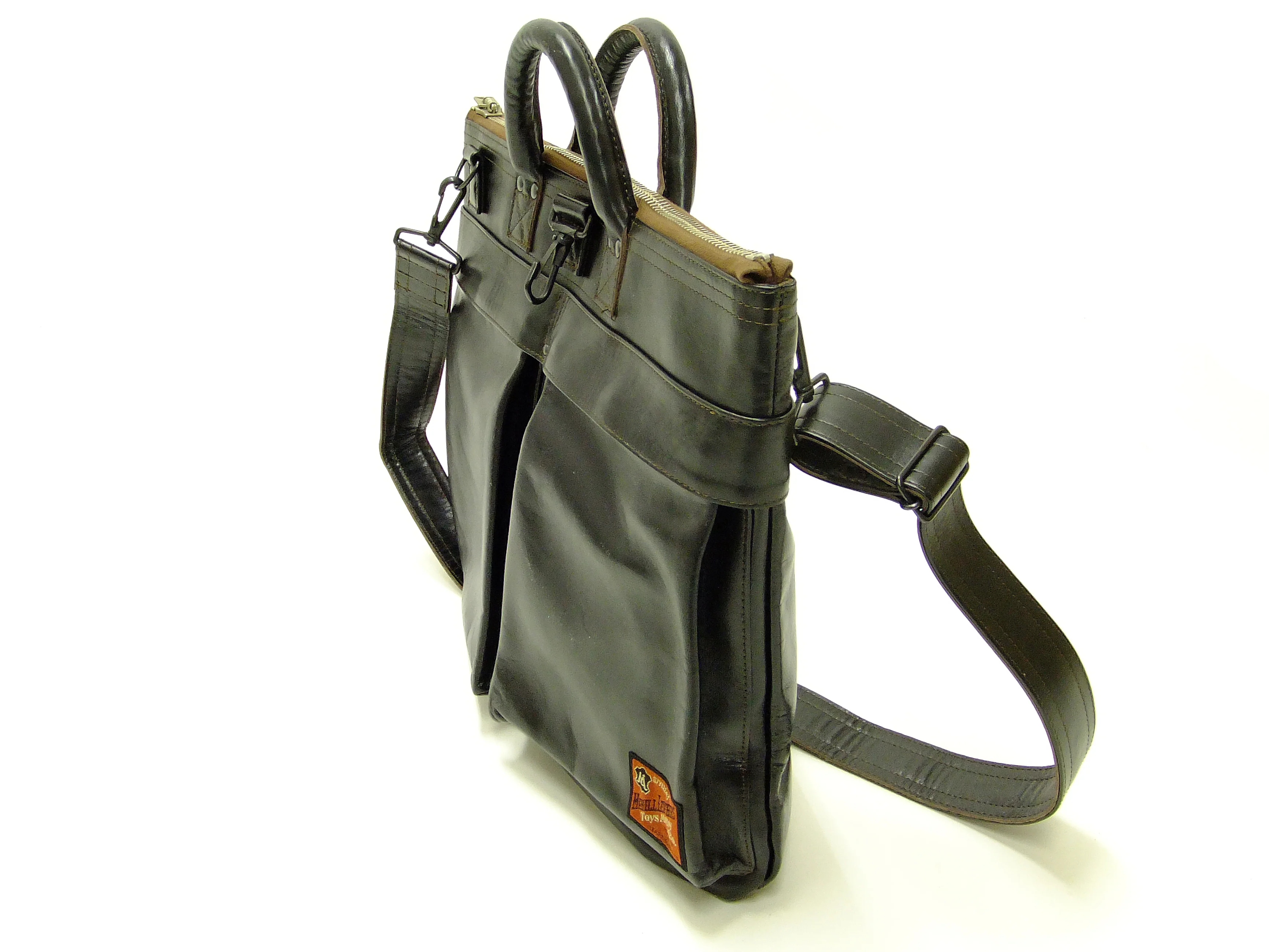 TOYS McCOY Men's Leather Shoulder Bag - U.S. Air Force Helmet Bag Style - TMA2418, 030 Black Horsehide x Nickel Zipper - Image 9