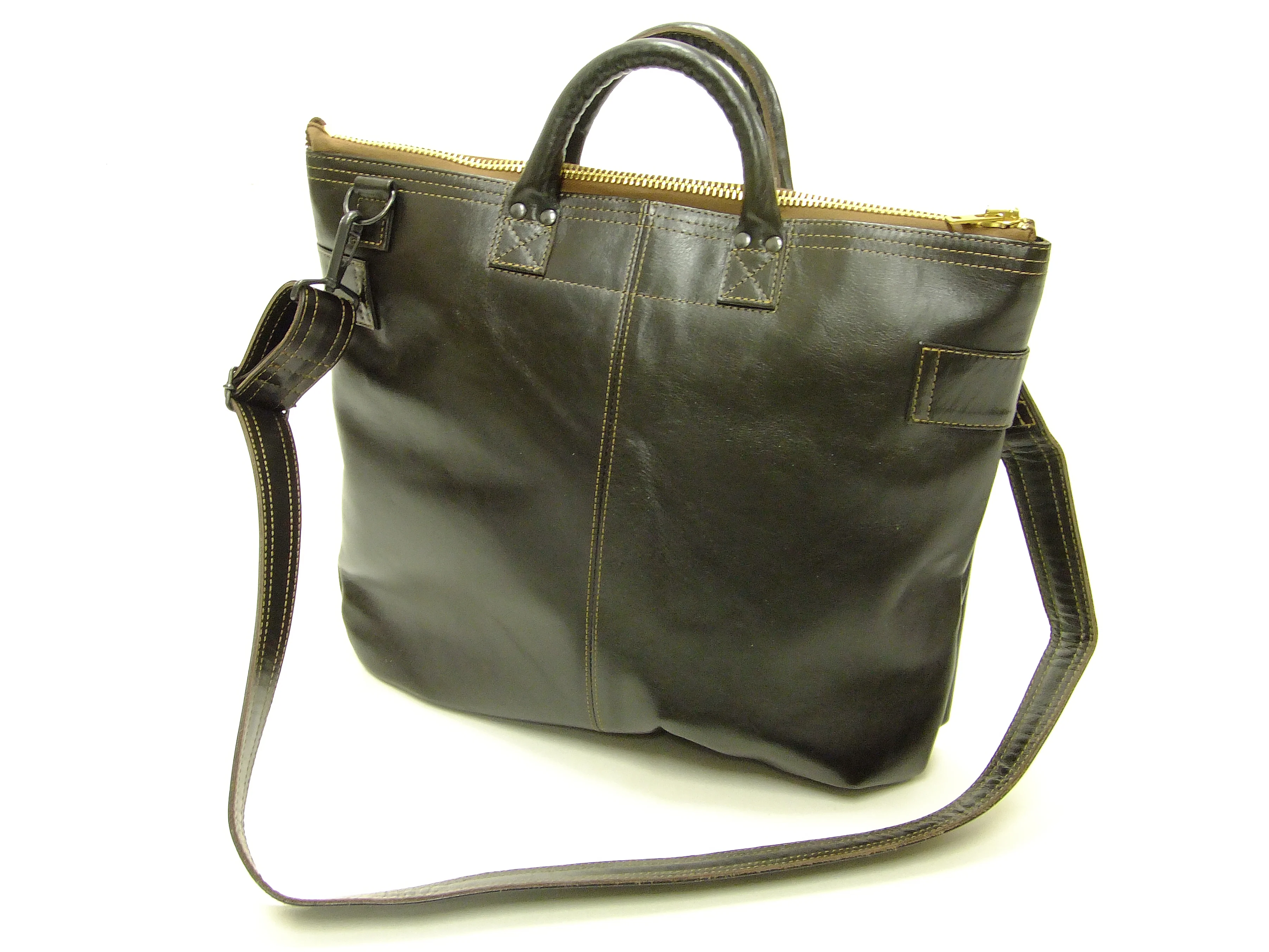 TOYS McCOY Men's Leather Shoulder Bag - U.S. Air Force Helmet Bag Style - TMA2418, 050 Brown Horsehide x Brass Zipper - Image 3