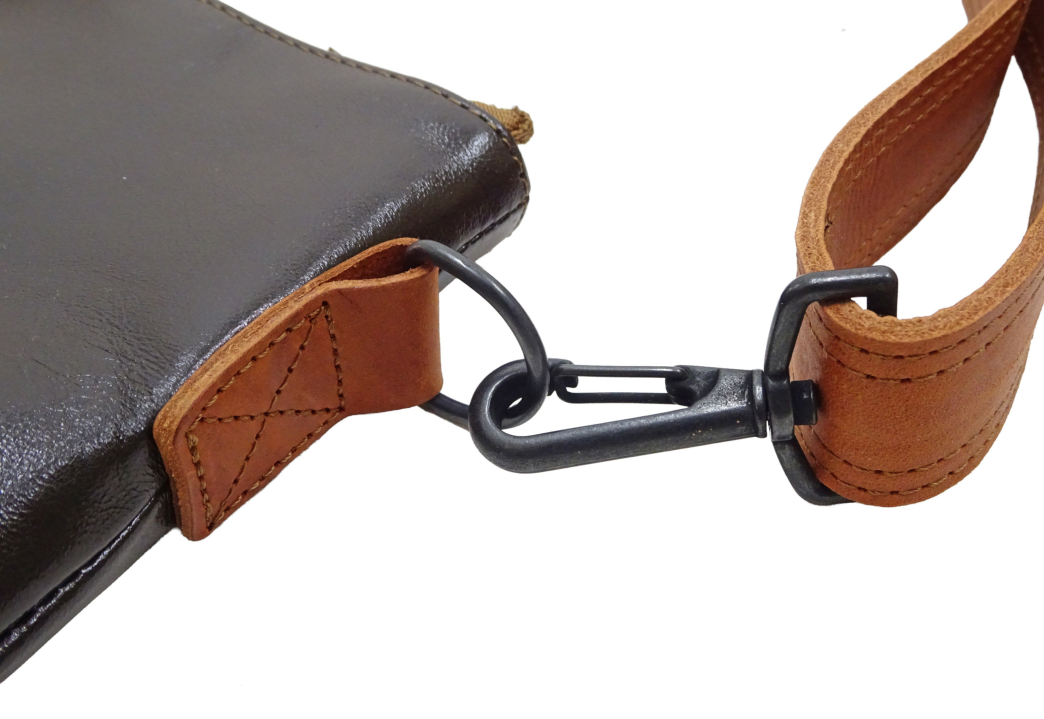 TOYS McCOY Men's Horsehide Leather Shoulder Bag - Inspired by Steve McQueen in The Great Escape - Made in Japan (TMA2521, 051 Dark Seal Brown) - Image 11